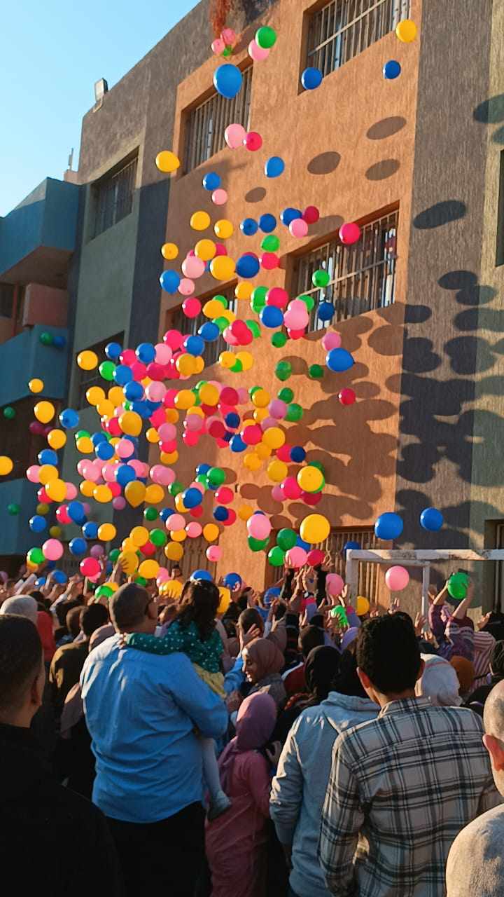 received_1622715495134053