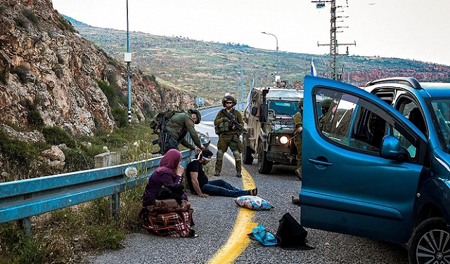 تقرير: آلاف العمال الفلسطينيين تعرضوا للاعتقال والتعذيب من قبل الاحتلال منذ 7 أكتوبر