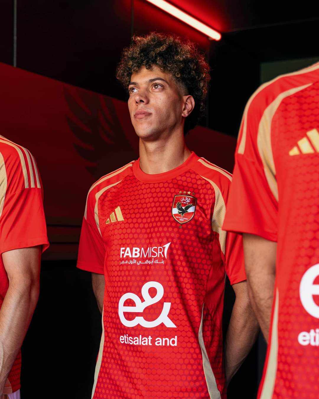 No description available.