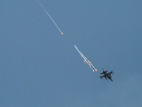 طيارون احتياط ومتقاعدون: استمرار الحرب خطر على الجنود والمدنيين والأسرى