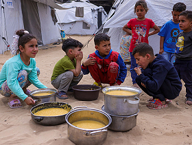 وقف قريب للنار بغزة؟ نتنياهو يبلغ وزراءه بمقترح مرتقب من الوسطاء... ترامب: نقترب من إعادة الرهائن