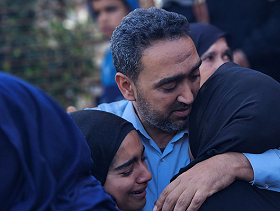 الحرب على غزة: مقتل جنديين إسرائيليين ووفد حماس يغادر القاهرة