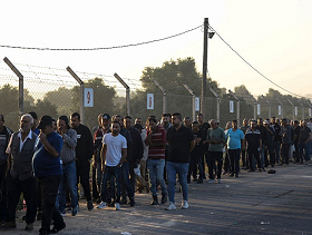 بدارنة: لدينا شهادات حول تعرض عمال فلسطينيين للتعذيب حتى الموت