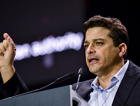 عنصر الشاباك المشتبه كان مسؤولا عن مراقبة وثائق الجهاز