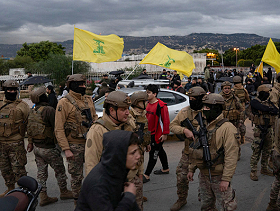 الرئيس اللبناني عون لـ"العربي الجديد": حزب الله لن ينجرّ لحرب جديدة و2025 عام حصر السلاح بيد الدولة